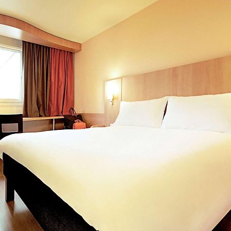 Ibis Alencon Hotel Ngoại thất bức ảnh